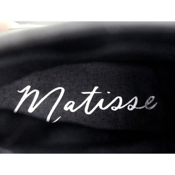 Matisse QUILTED BLACK REAL LEATHER LOW HEEL BELTED PULL ON ANKLE BOOTS Sz 9.5M - Picture 9 of 11